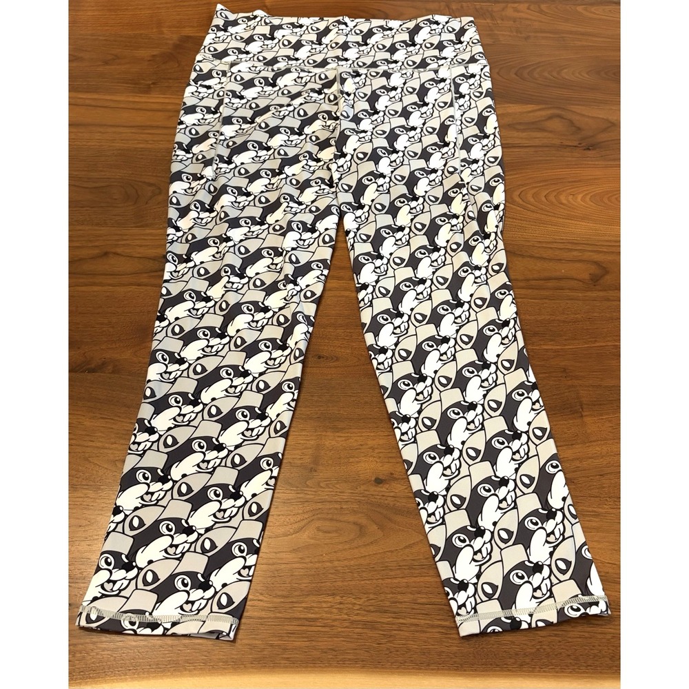 Buc-ees Leggings Womens 2XL Gray All Over Print Travel Novelty Souvenir Pants